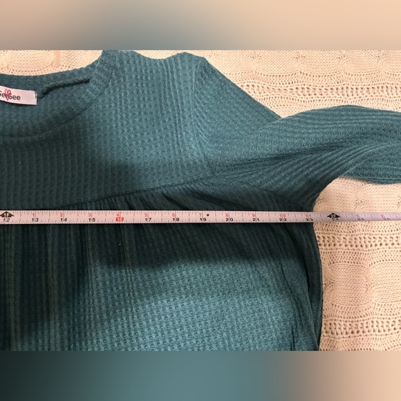 Oversized Teal Green Waffle Knit Boutique Top - Picture 6 of 7